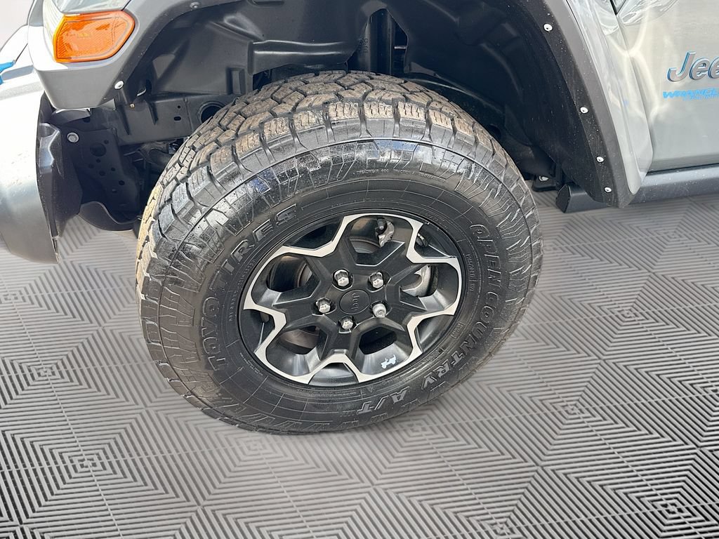 Used 2021 Jeep Wrangler Unlimited Rubicon 4xe w/ Cold Weather Group AWD/4WD image 34