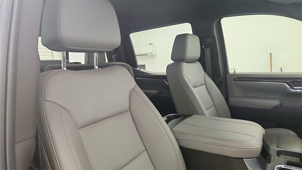 Certified 2024 Chevrolet Silverado 1500 LT Trail Boss w/ Convenience Package II image 24