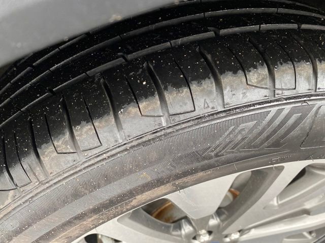 Used 2022 Ford Escape Titanium image 21