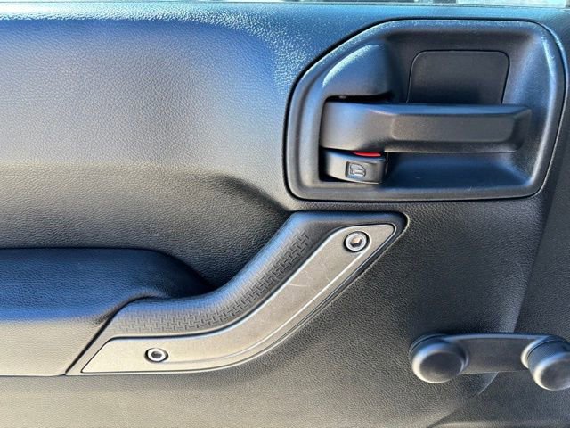 Certified 2017 Jeep Wrangler Unlimited Sport image 12