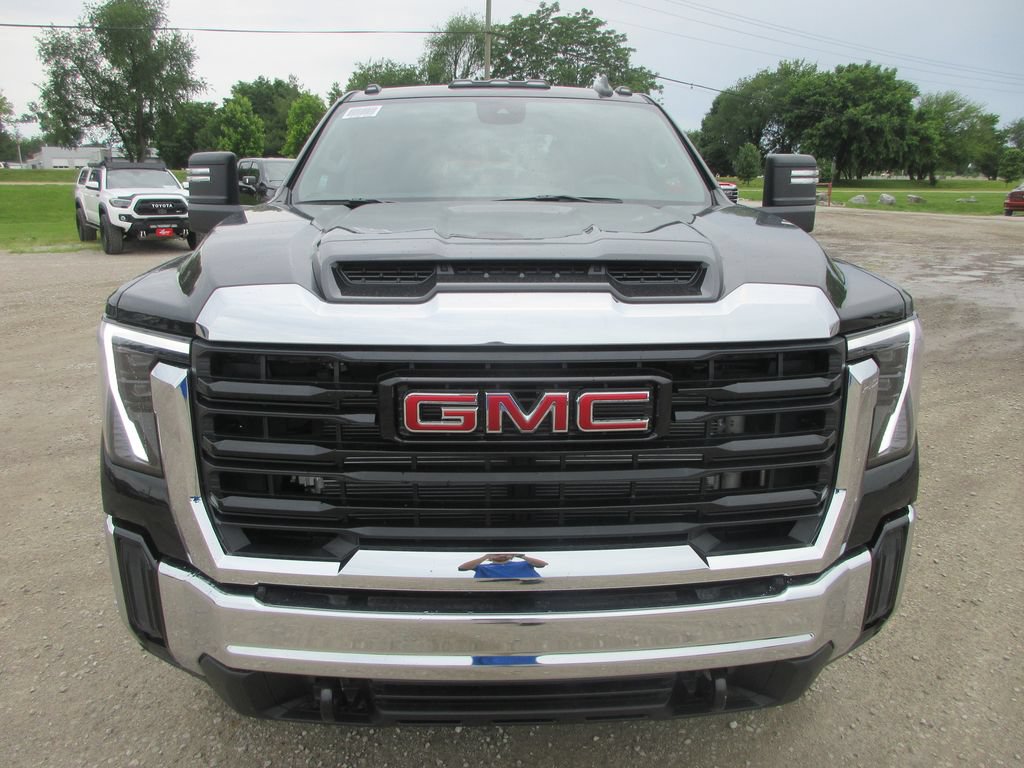 New 2026 GMC Sierra 3500 Pro AWD/4WD image 12