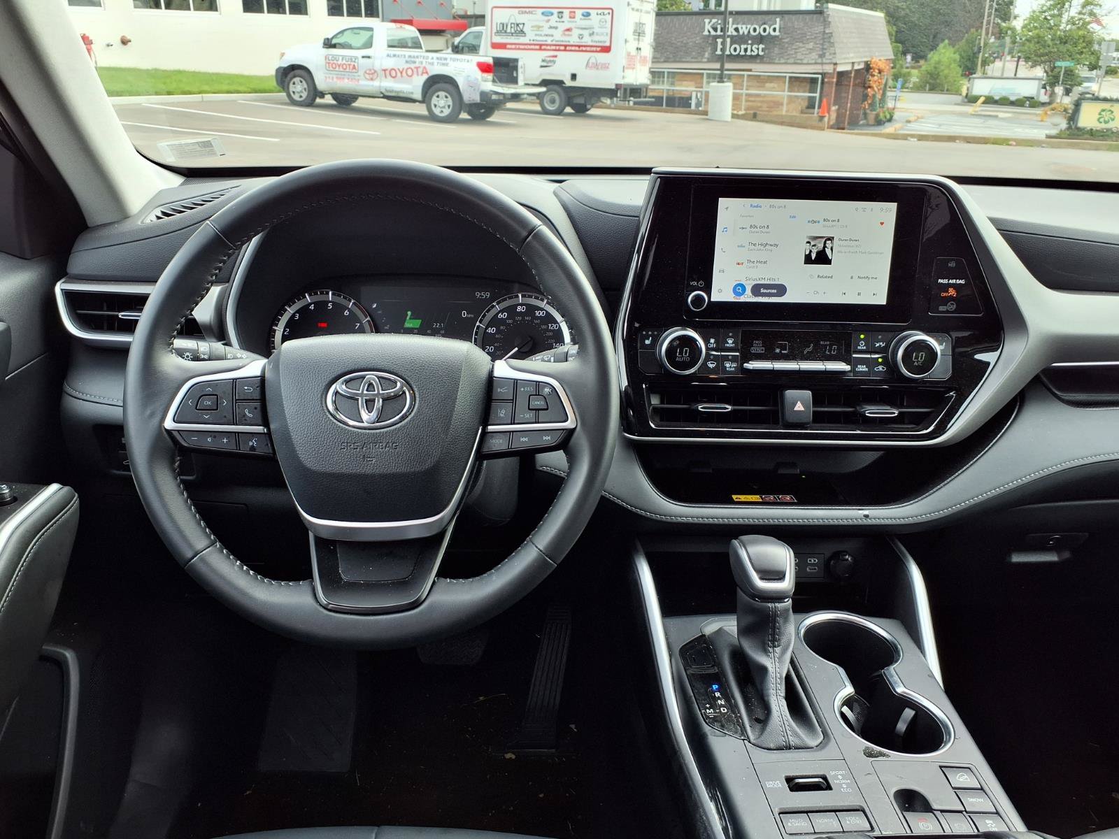 Certified 2026 Toyota Highlander XLE AWD/4WD image 5