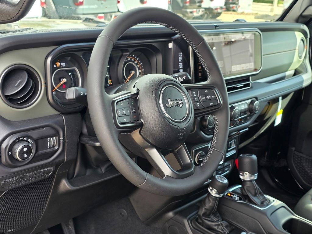 New 2026 Jeep Gladiator Mojave w/ Steel Bumper Group AWD/4WD image 7