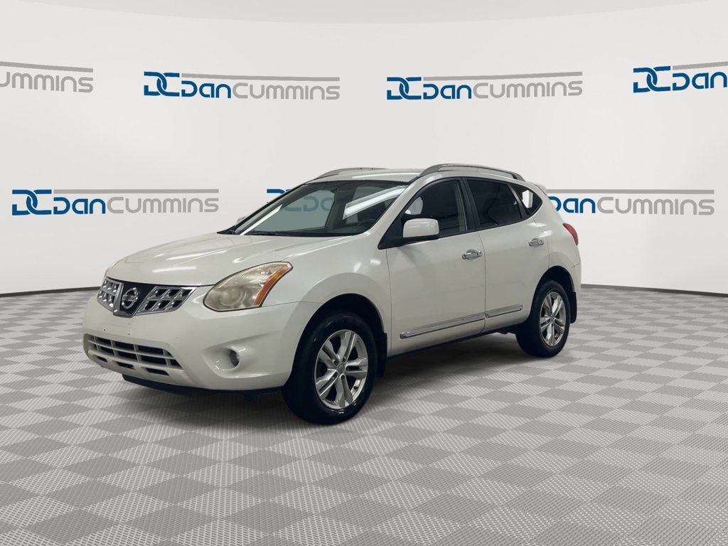 Used 2013 Nissan Rogue SV AWD/4WD image 4