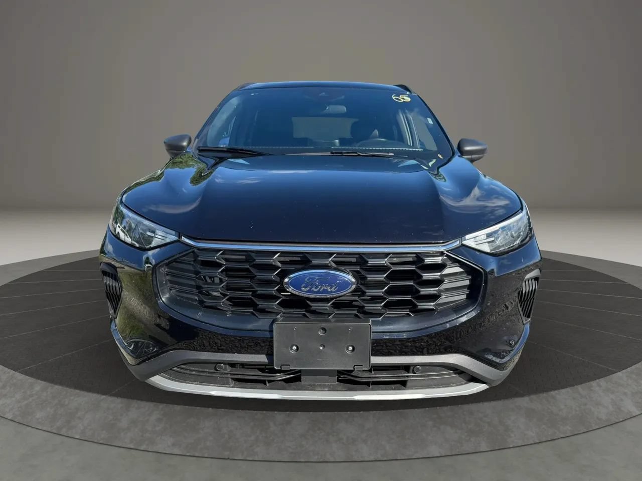 Used 2025 Ford Escape ST-Line AWD/4WD image 2