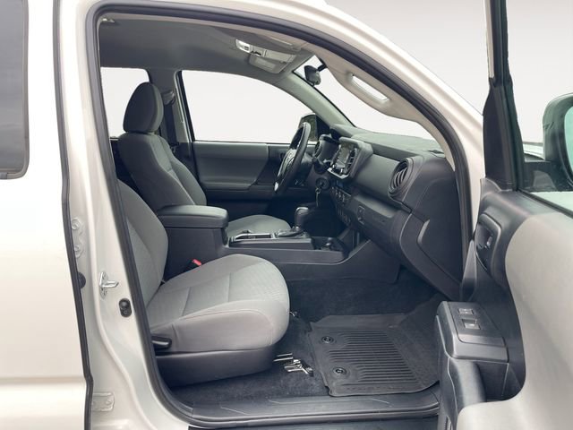 Used 2021 Toyota Tacoma SR AWD/4WD image 15