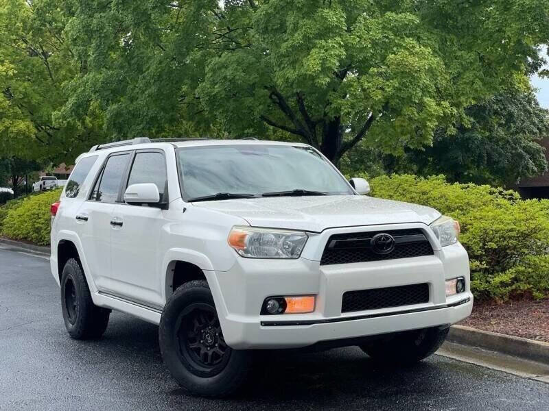 Used 2010 Toyota 4Runner SR5 image 2