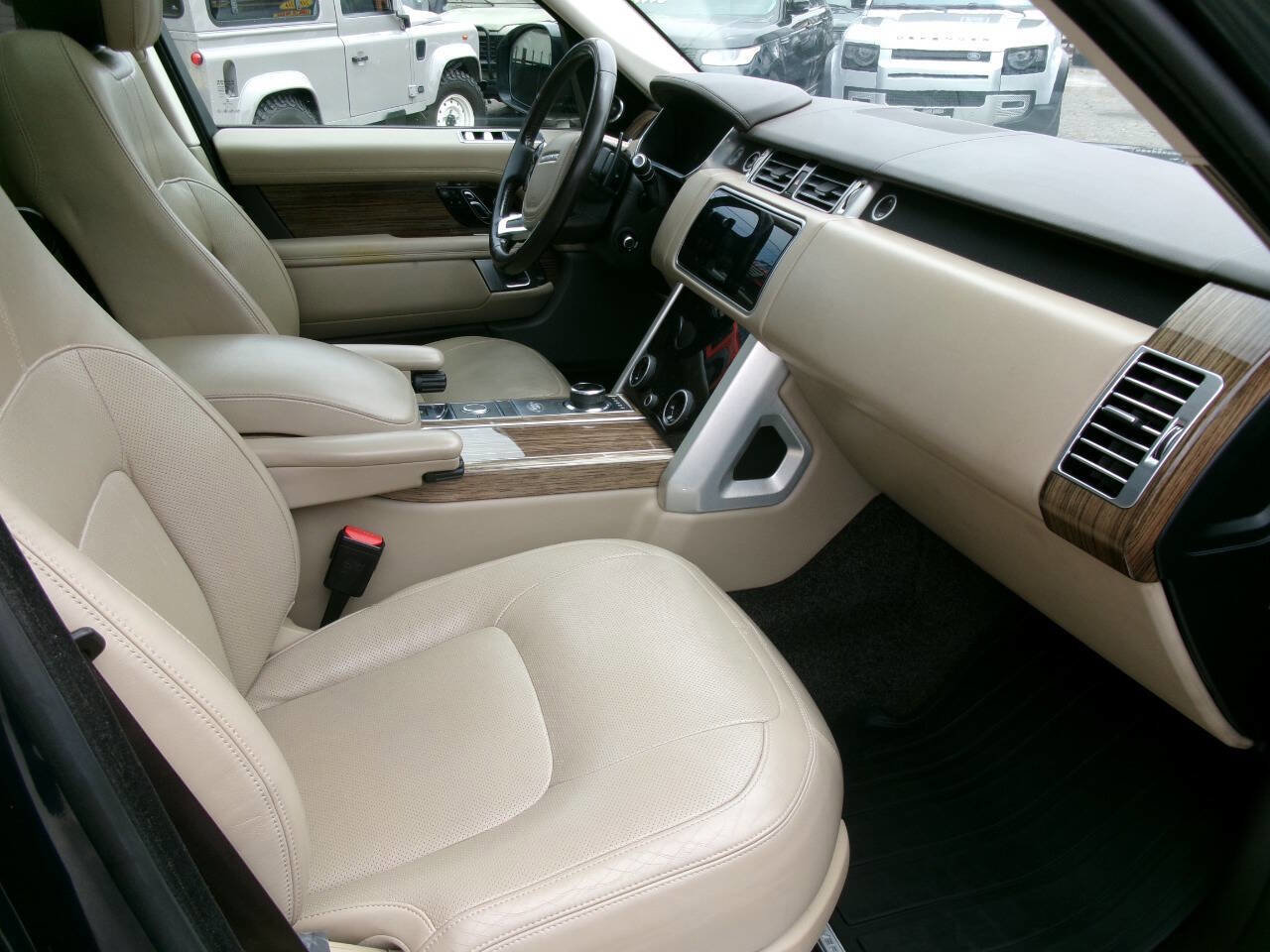 Used 2019 Land Rover Range Rover HSE AWD/4WD image 11