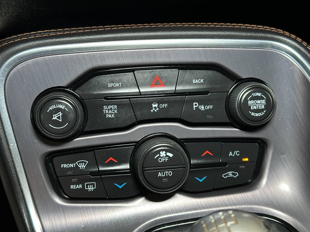 Used 2016 Dodge Challenger R/T Scat Pack RWD image 29