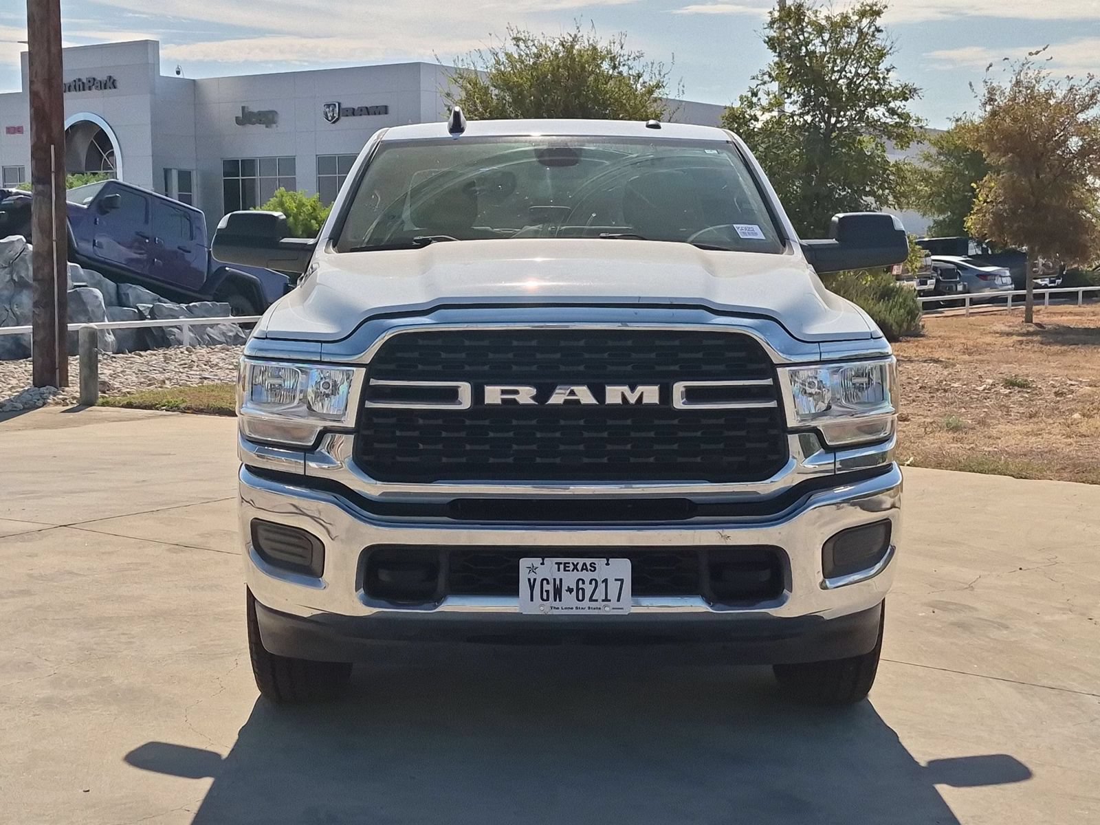 Used 2022 RAM 2500 Big Horn AWD/4WD image 8