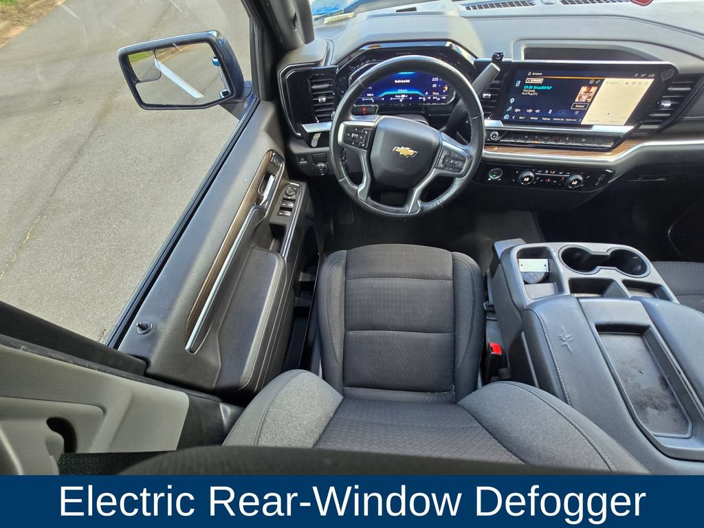 Used 2022 Chevrolet Silverado 1500 LT RWD image 11