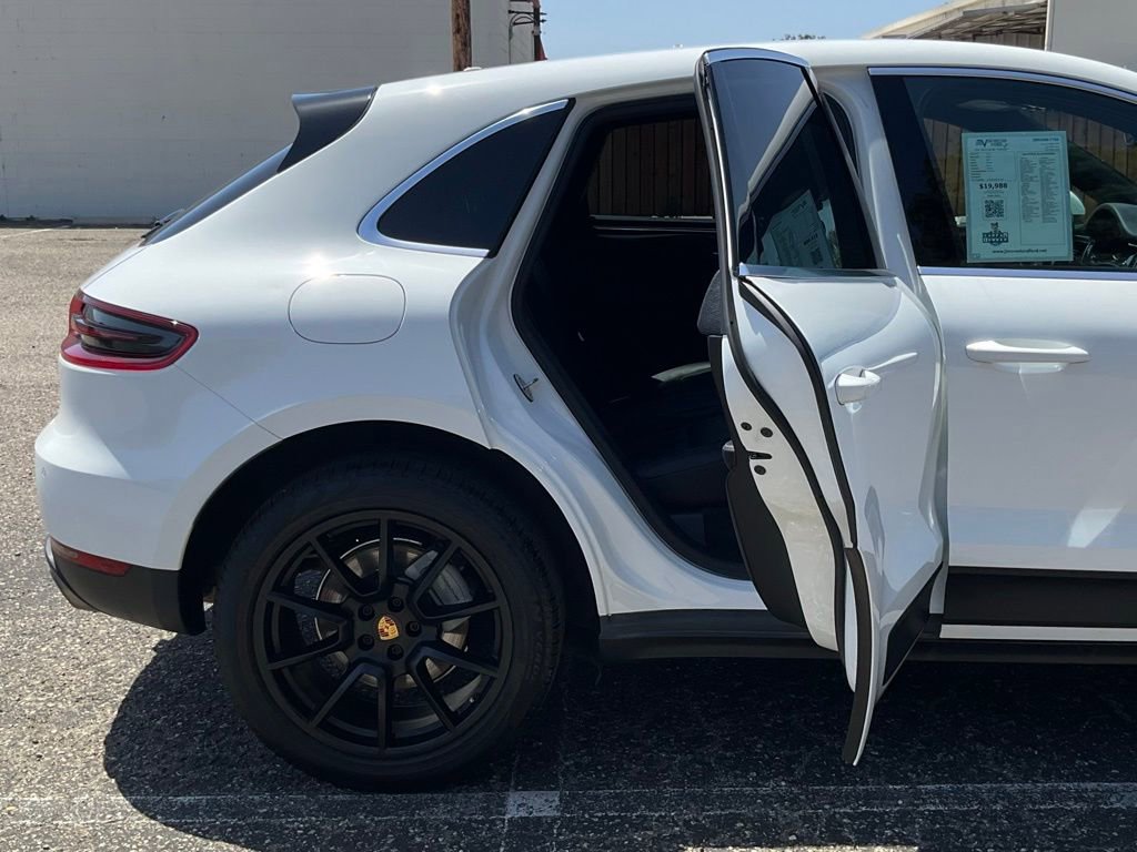 Used 2016 Porsche Macan S AWD/4WD image 18