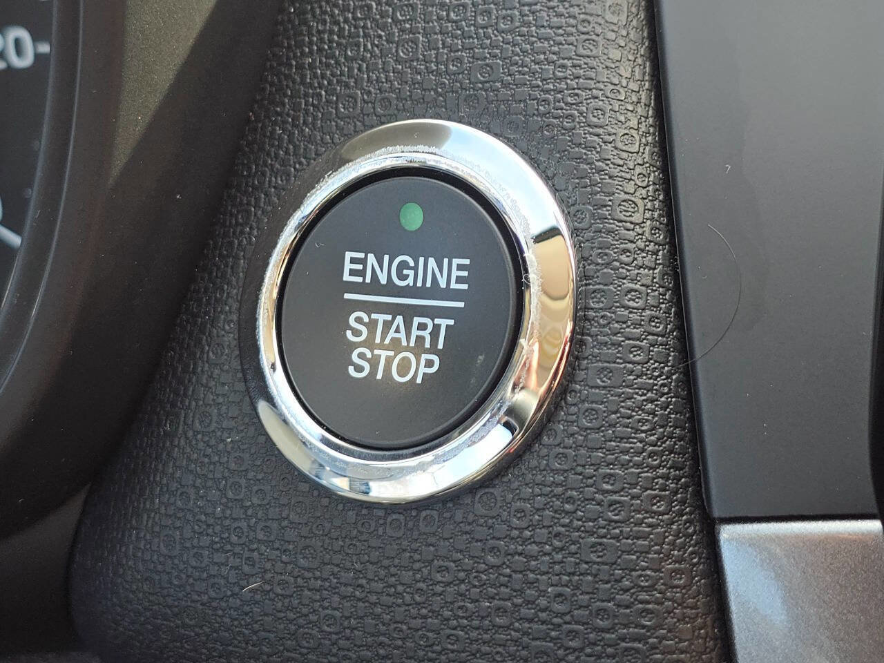 Used 2018 Ford EcoSport SE image 18