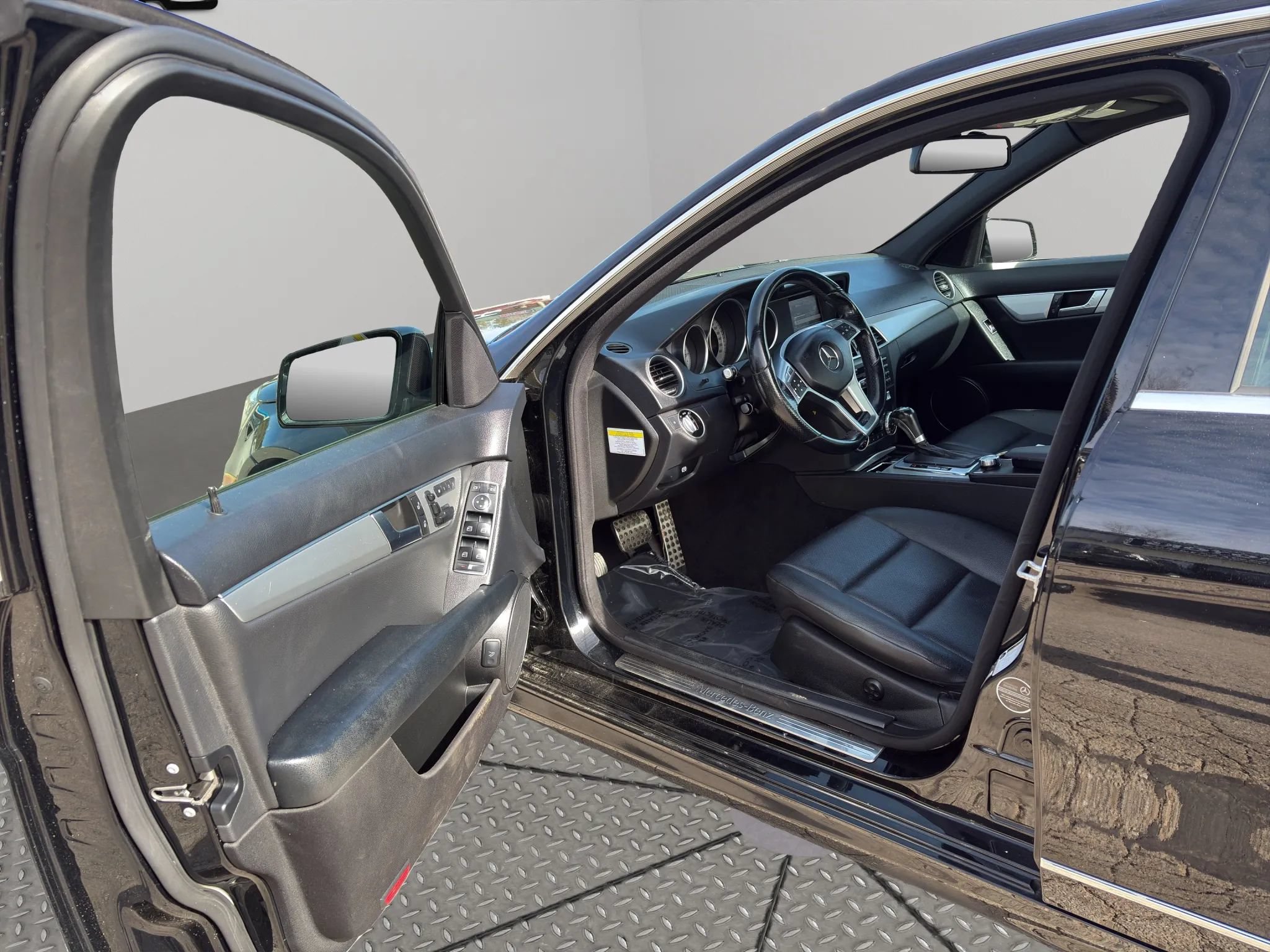 Used 2013 Mercedes-Benz C 300 4MATIC Sedan w/ Premium 1 Pkg image 20
