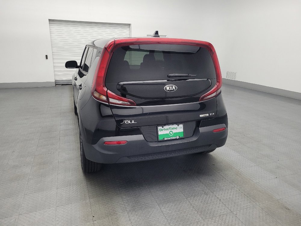 Used 2020 Kia Soul EX image 6