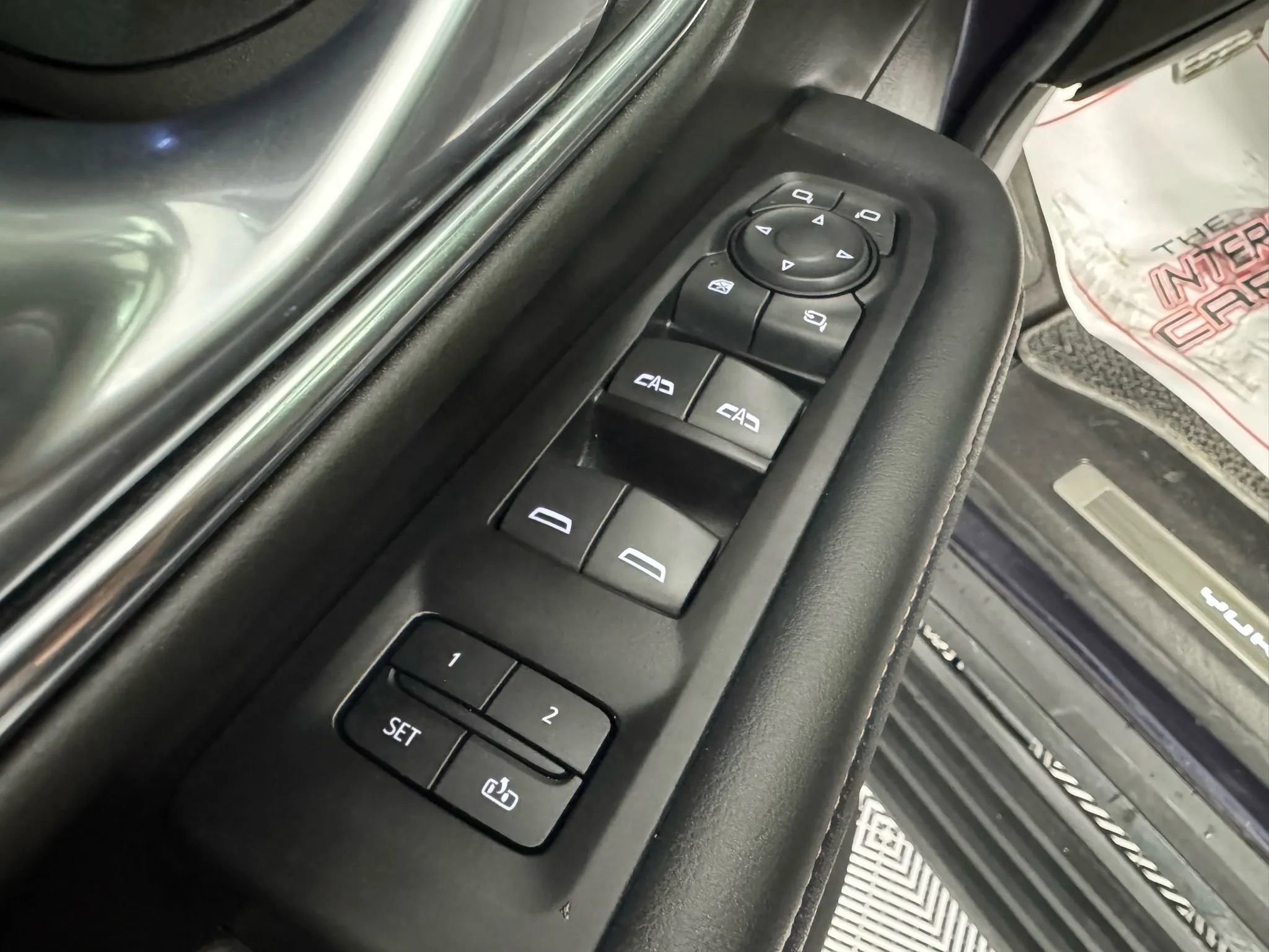 Used 2022 GMC Yukon AT4 image 45