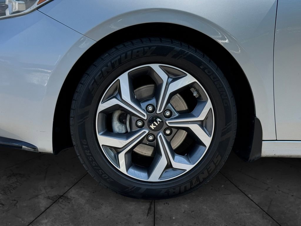 Used 2020 Kia Forte EX FWD image 14