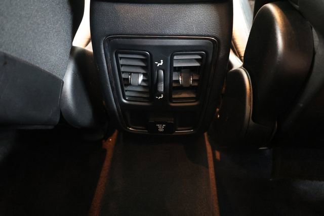 Used 2017 Jeep Grand Cherokee Altitude image 62