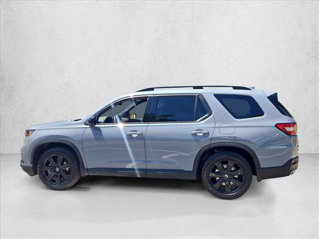 Used 2025 Honda Pilot Black Edition image 9