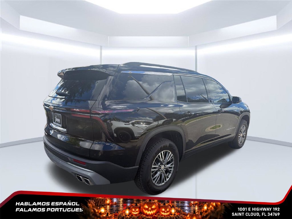 Used 2025 Chevrolet Traverse LT AWD/4WD image 5