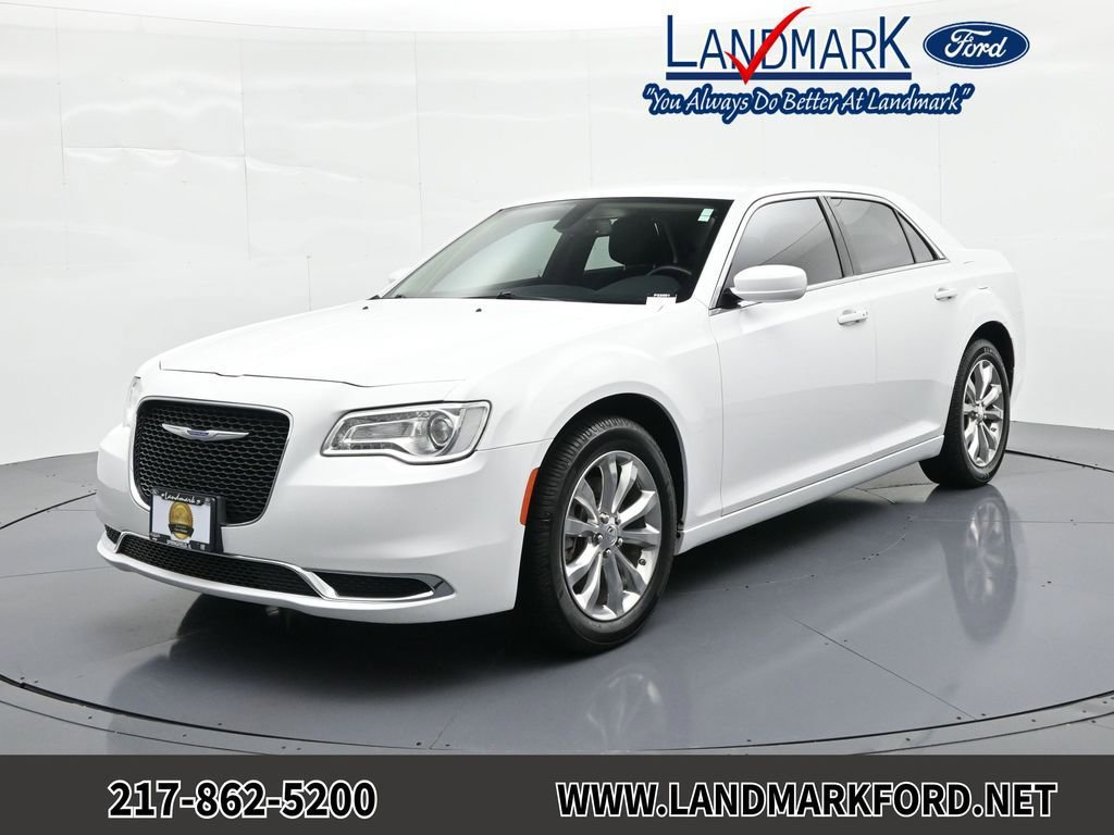 Used 2022 Chrysler 300 Touring AWD/4WD image 1