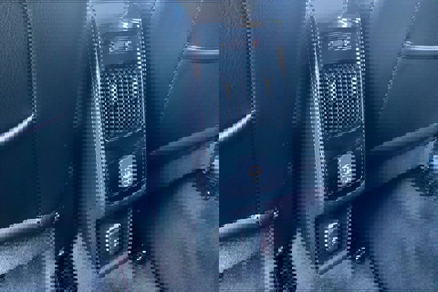 Used 2022 Jeep Compass Limited image 32