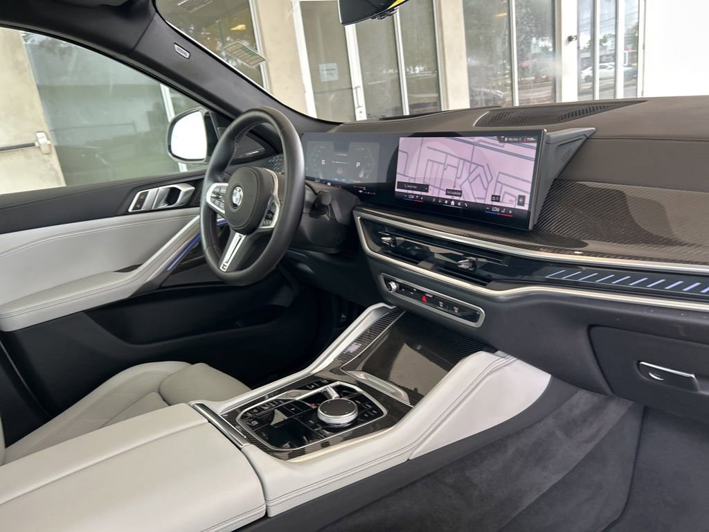 Used 2026 BMW X6 M60i image 27