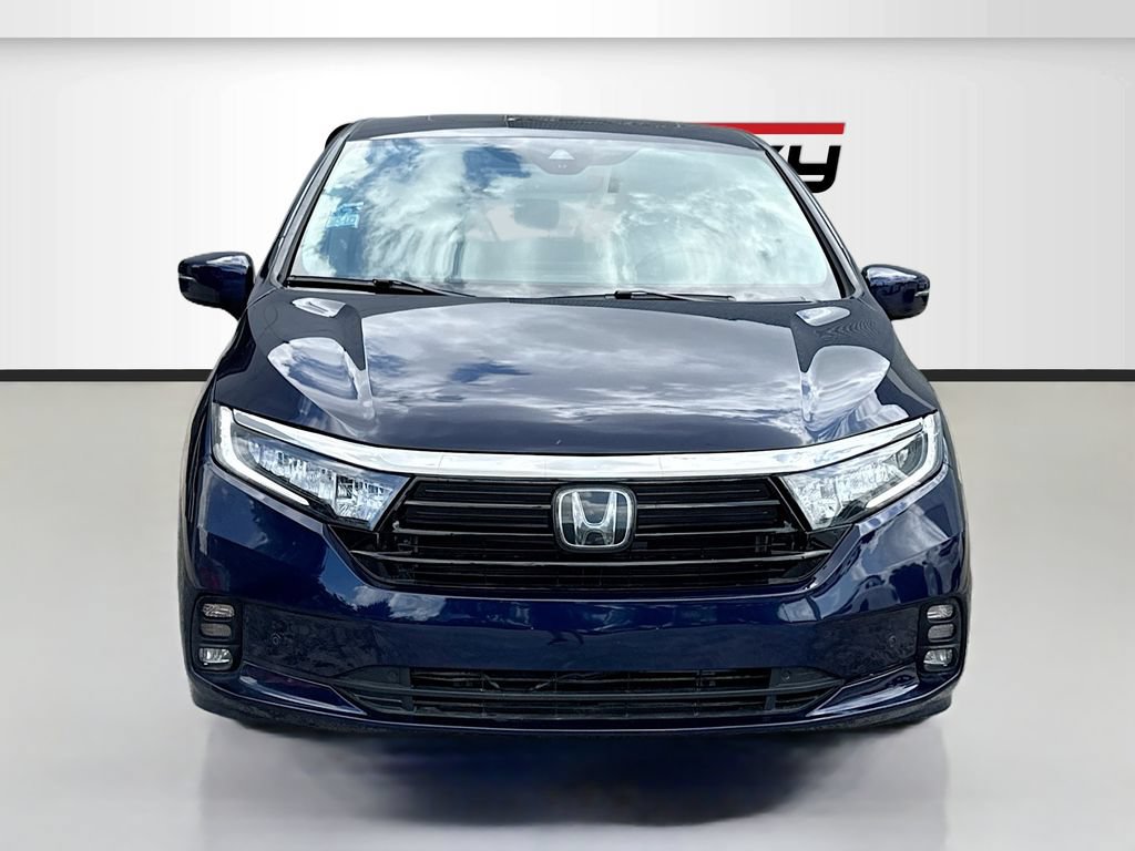 Used 2023 Honda Odyssey Elite image 2