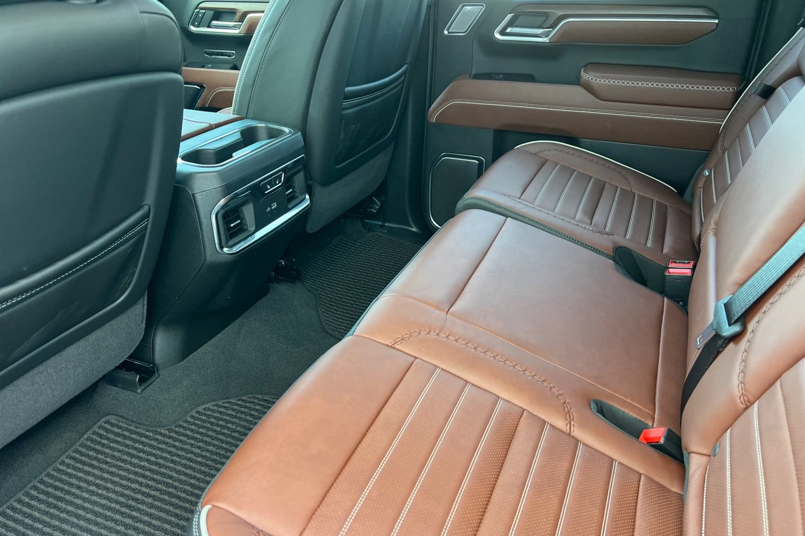 Used 2025 GMC Sierra 1500 Denali Ultimate AWD/4WD image 9