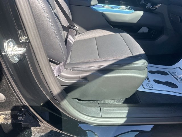 New 2026 Chevrolet Equinox EV LT image 33