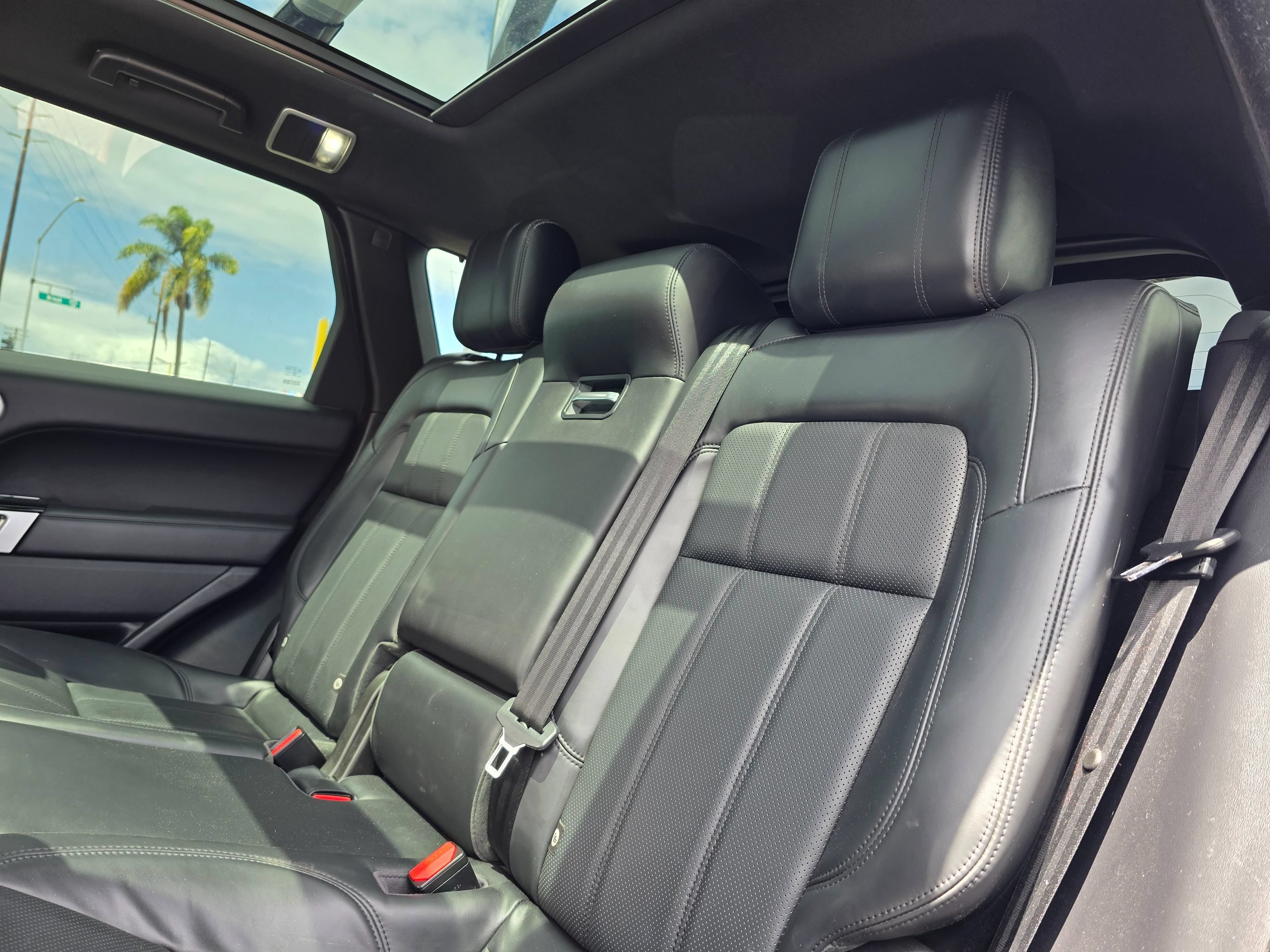 Used 2020 Land Rover Range Rover Sport HSE Dynamic AWD/4WD image 19