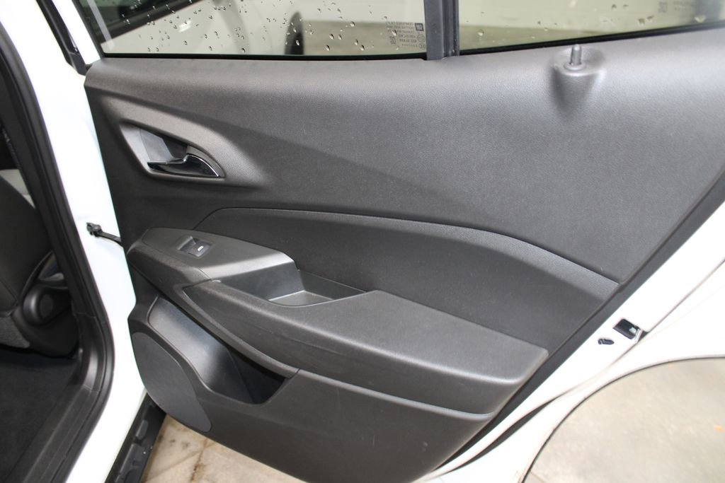 Used 2025 Chevrolet Trax LT image 23