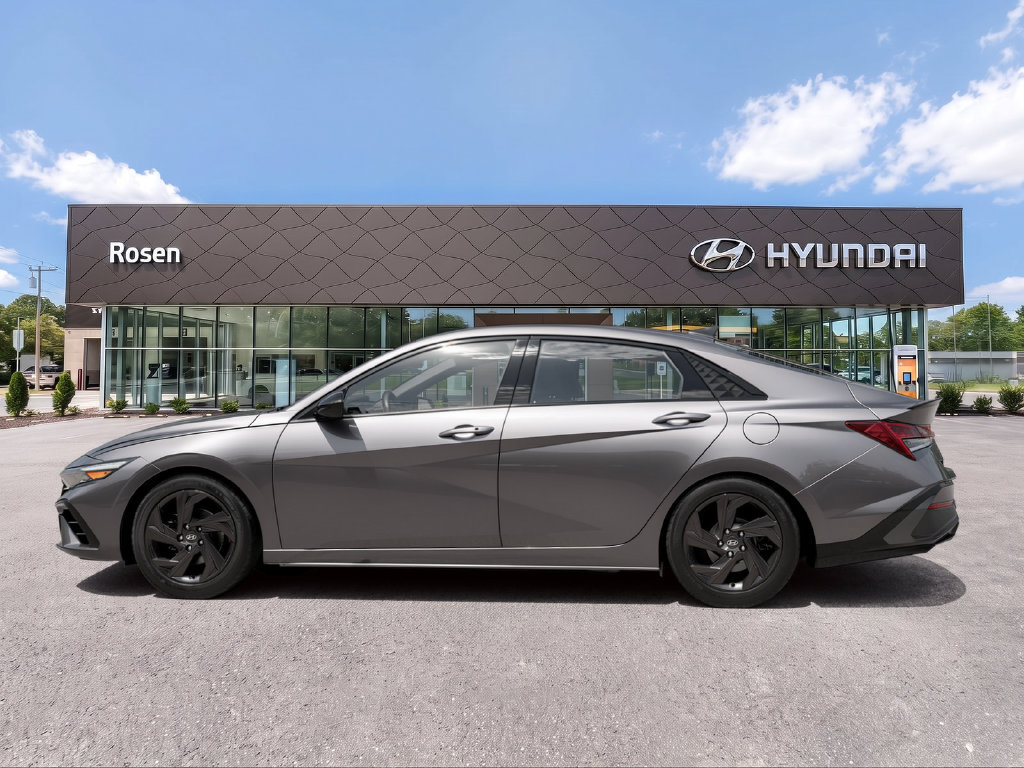 New 2026 Hyundai Elantra SEL Sport FWD image 25