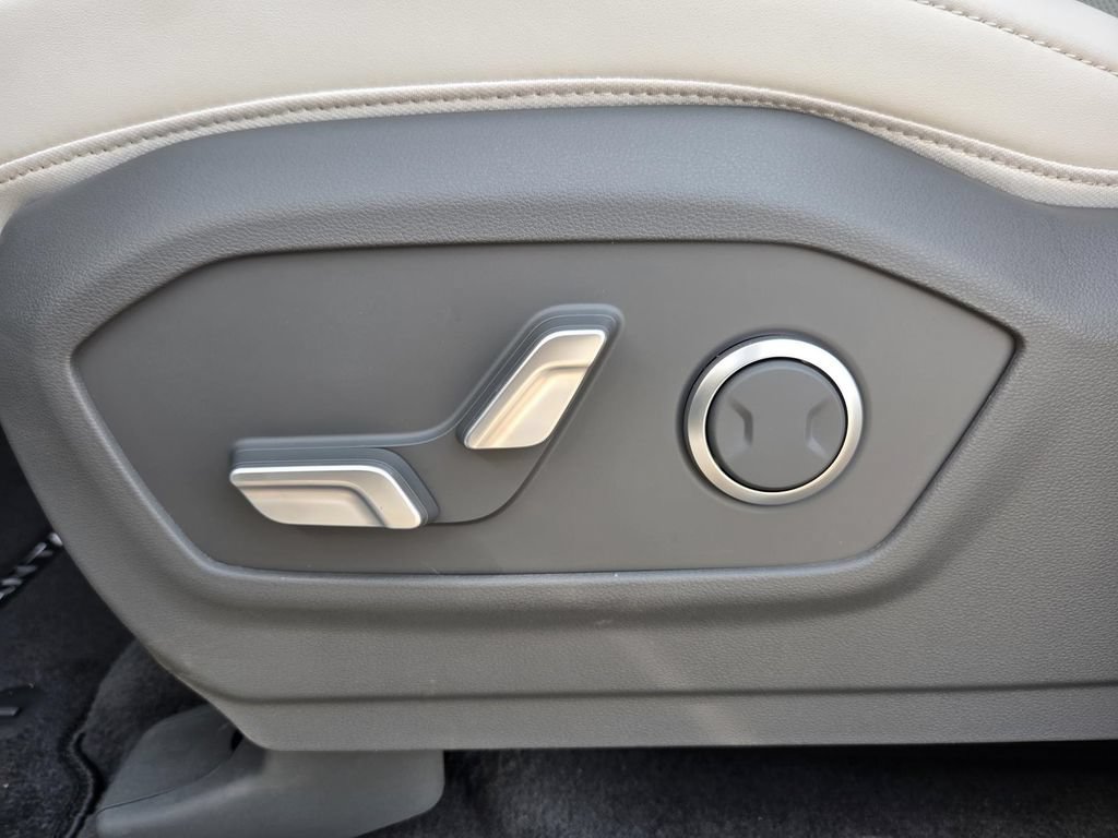 New 2027 Hyundai Santa Fe SEL FWD image 21