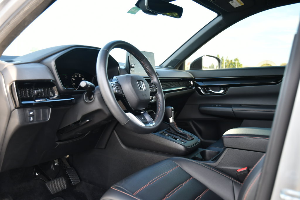 Used 2024 Honda CR-V Sport Touring image 16