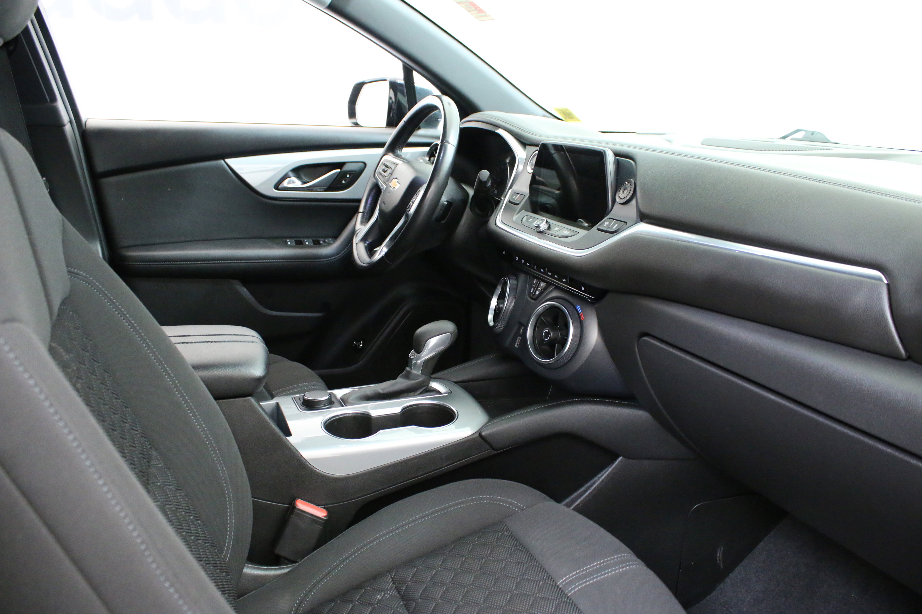 Used 2021 Chevrolet Blazer LT AWD/4WD image 29