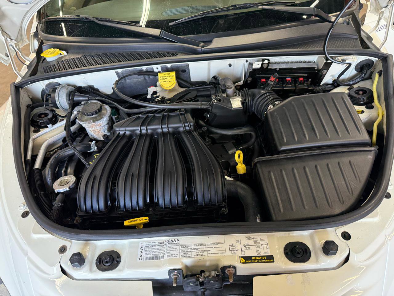 Used 2005 Chrysler PT Cruiser Touring FWD image 21