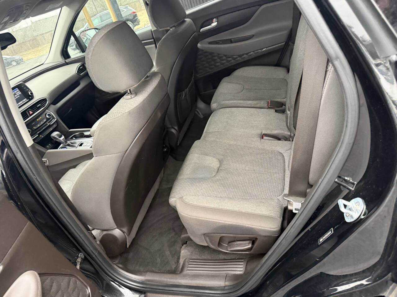 Used 2019 Hyundai Santa Fe SEL w/ Cargo Package FWD image 24