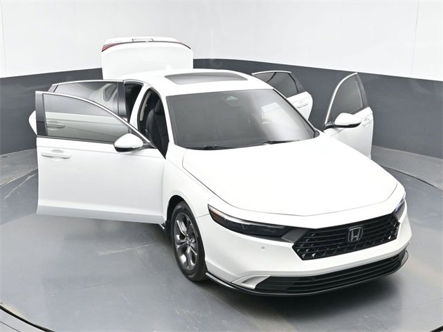 Used 2023 Honda Accord EX-L image 49