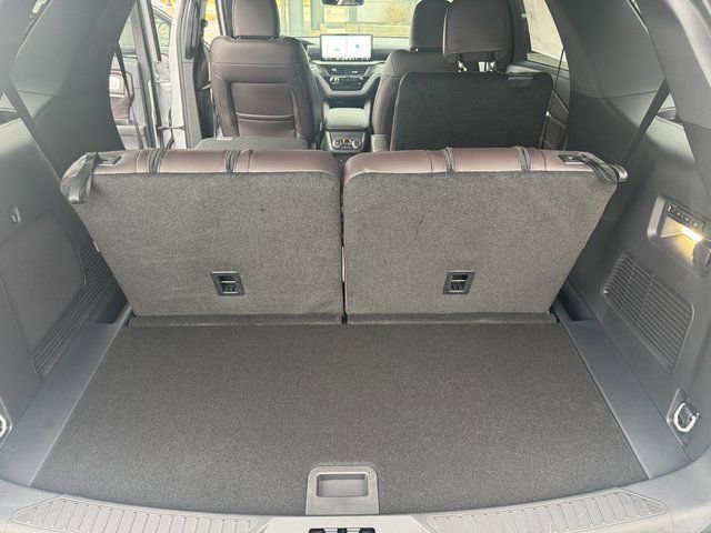 New 2026 Ford Explorer Platinum w/ LUX Leather Package image 6