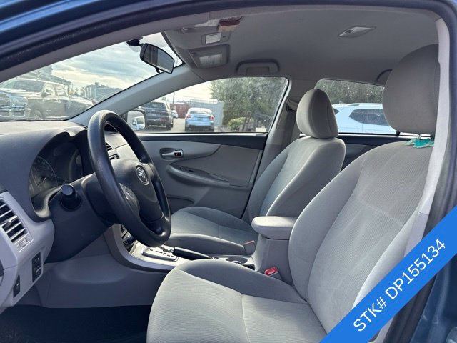 Used 2013 Toyota Corolla LE FWD image 4