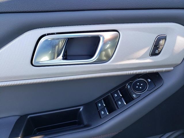 New 2026 Ford Explorer Active image 19