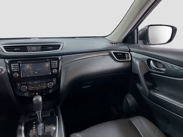 Used 2015 Nissan Rogue SL w/ SL Premium Package FWD image 25