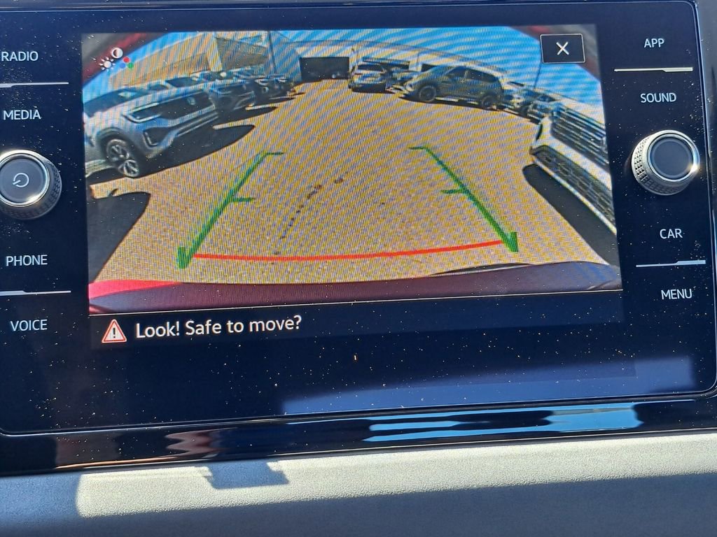 New 2026 Volkswagen Jetta SE image 11