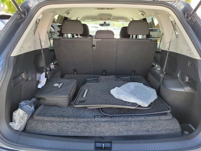 Used 2023 Volkswagen Tiguan S FWD image 6