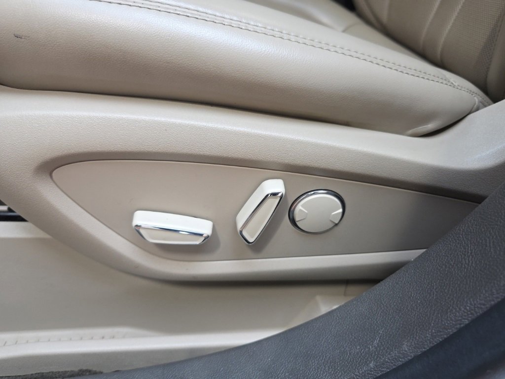 Used 2022 Lincoln Nautilus Reserve image 26