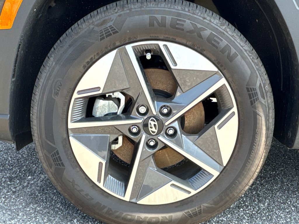 Certified 2025 Hyundai Tucson SEL image 11