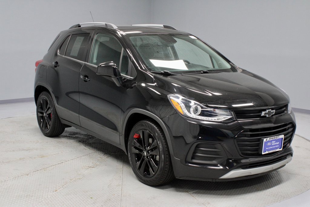 Used 2020 Chevrolet Trax LT w/ Redline Edition image 1