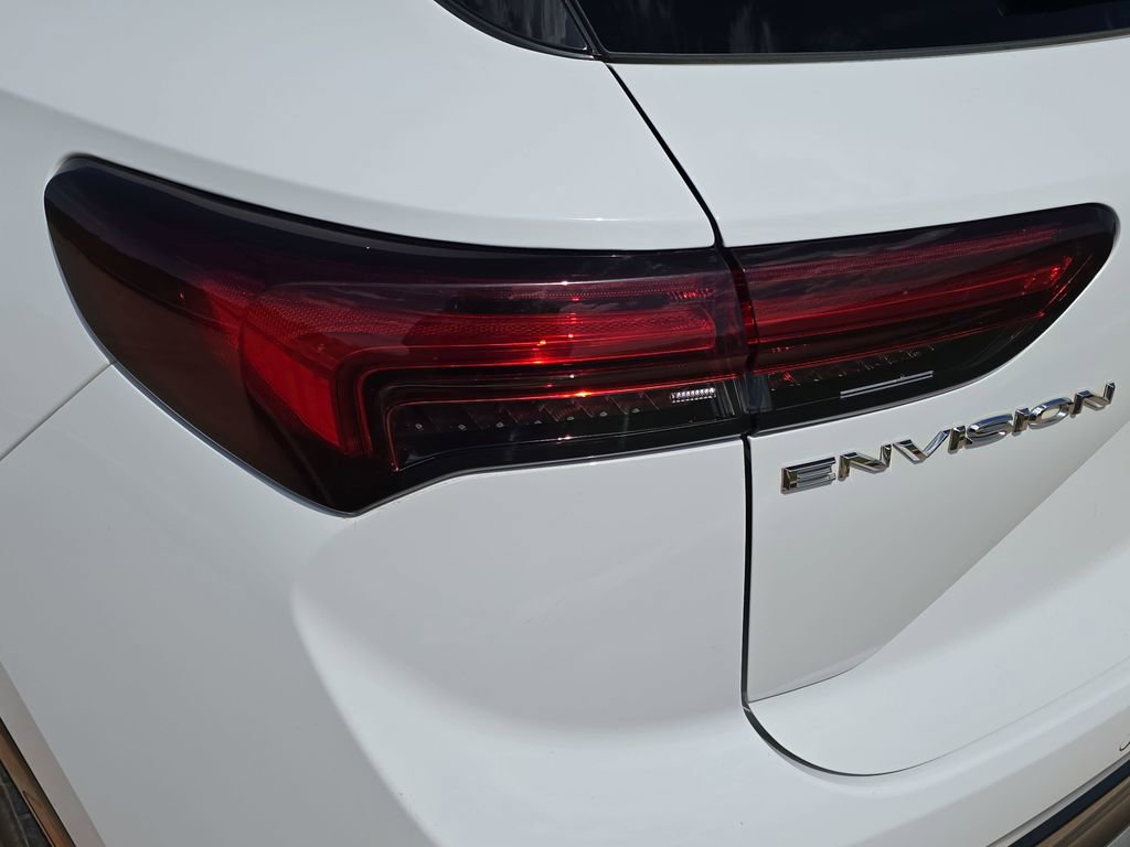 Used 2021 Buick Envision Essence w/ Sport Touring Package FWD image 33