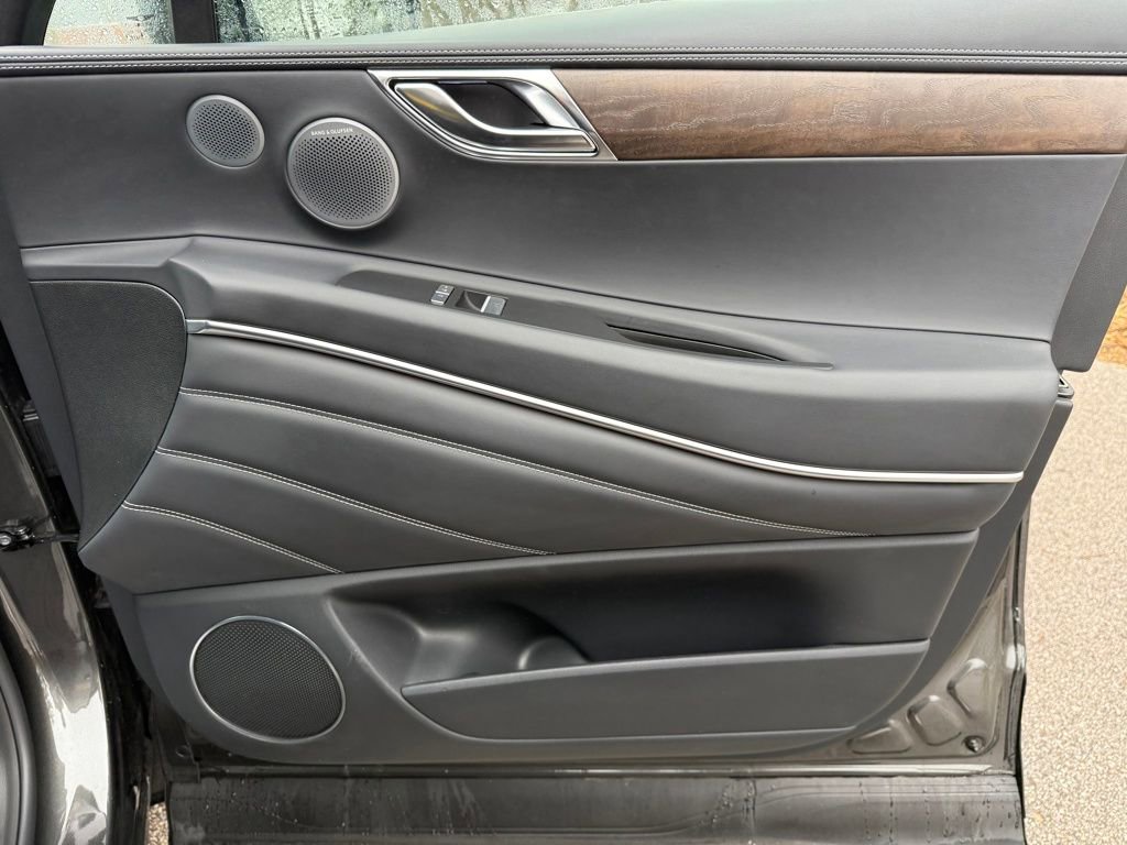 Used 2025 Genesis GV80 3.5T Prestige image 28